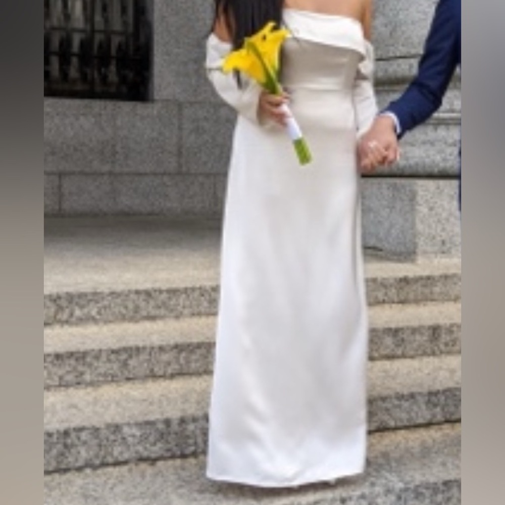 Lulu's Off-Shoulder Cream Gown